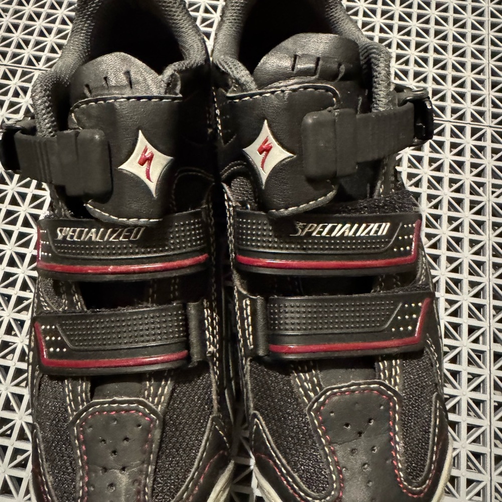Specialized Women’s or Men’s Black Cycling Shoes